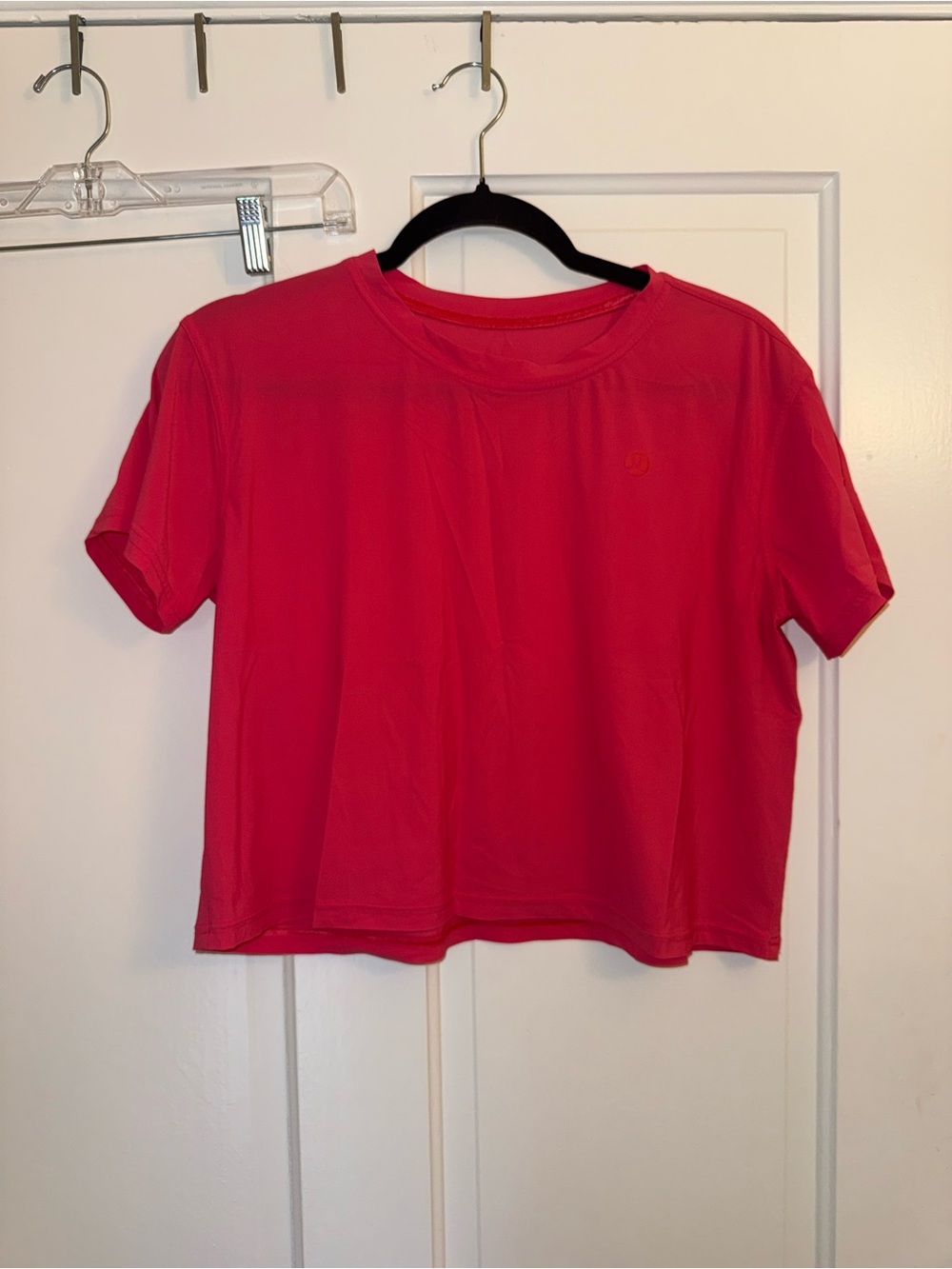Lululemon hot pink Cropped Tee